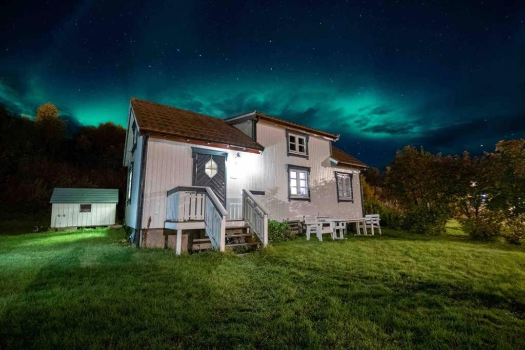 Вілла Nordlandshus Ved Lofotr Bostad Екстер'єр фото